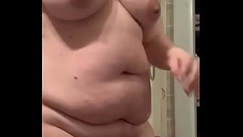 Fat mature pussy solo