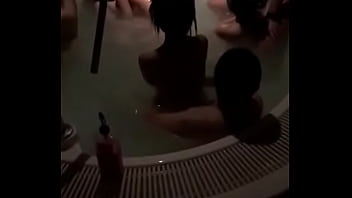 Literotica nackte ehefrau pool