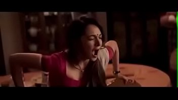Sexy milf using massage wand
