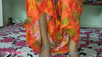 Ngủ tại nhà khiêu dâm
