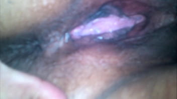 Chatte debout public mature